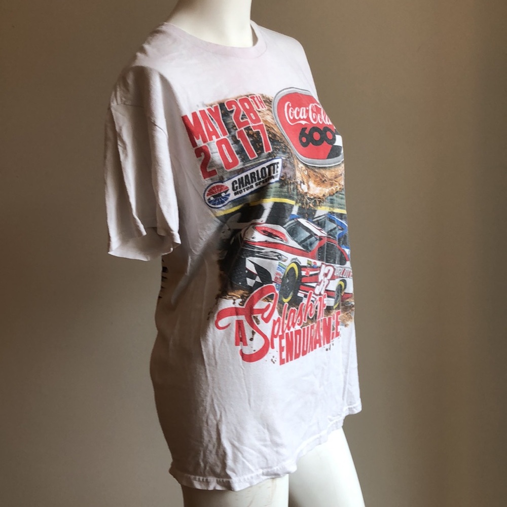 Vintage Y2K NASCAR Charlotte speedway racing tshirt - Picture 6 of 6